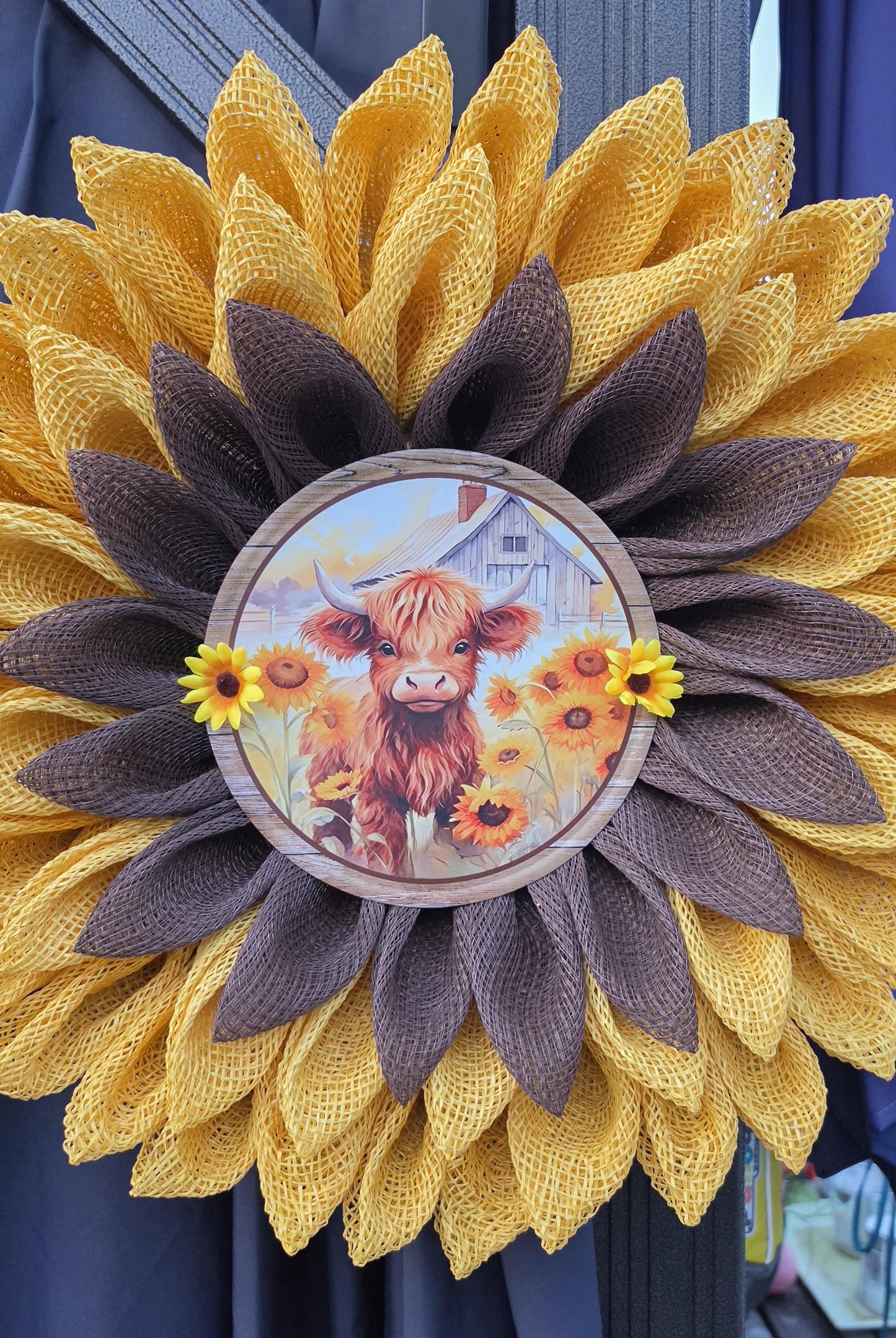 Highland Cow Sunflower Wreath | Rustic Farmhouse Door Decor, PolyBurlap Decomesh Petals